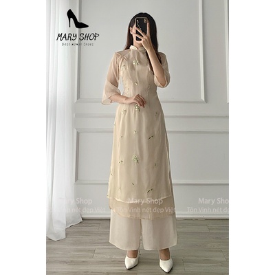 ÁO DÀI CÁCH TÂN 4 TÀ TAY LỠ CỔ VUÔNG - IN HOA NỔI BỒ CÔNG ANH TRẺ TRUNG