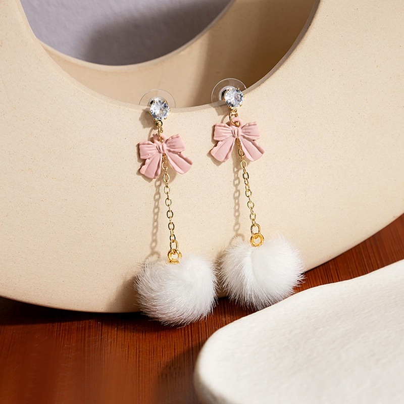 Khuyên Tai Mặt Hình Nhỏ Nhắn Phong Cách Cổ Điển Thanh Lịch Dành Cho Nữ