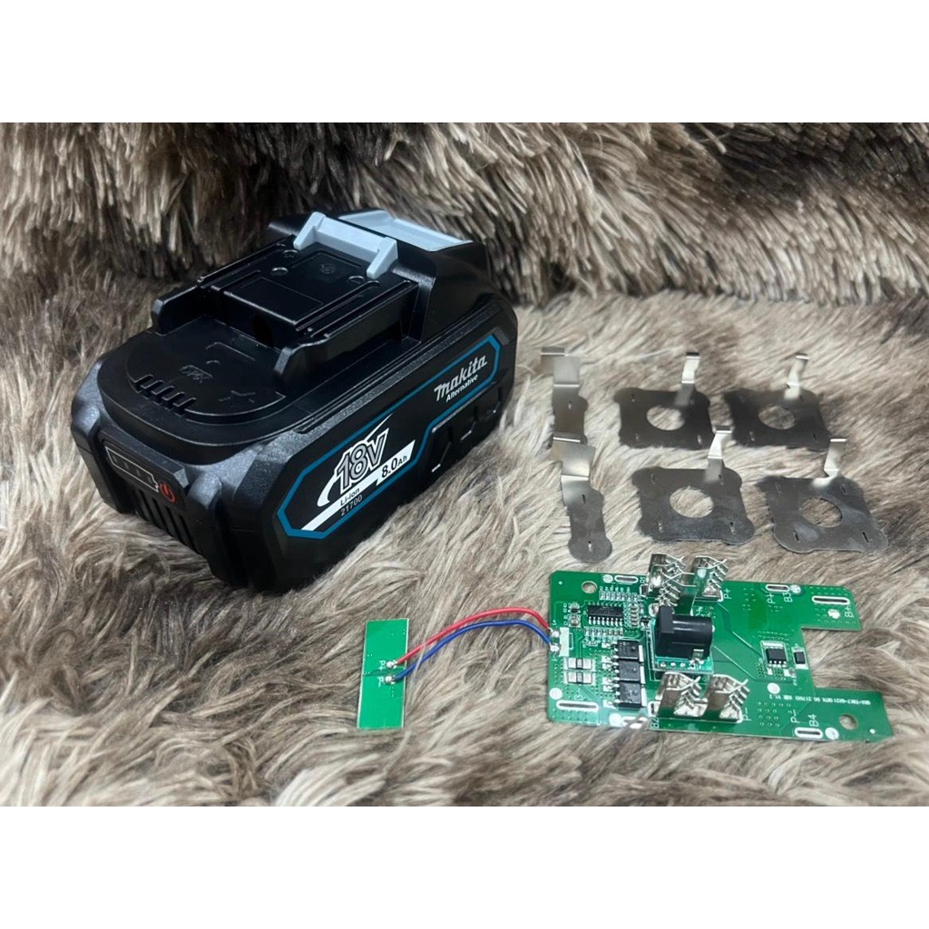 ( Mẫu mới) Vỏ mạch Makita 5s-2p 18V 8AH cell 21700 sạc adapter, cải tiến dùng cho máy Bê tông HR244... BN.