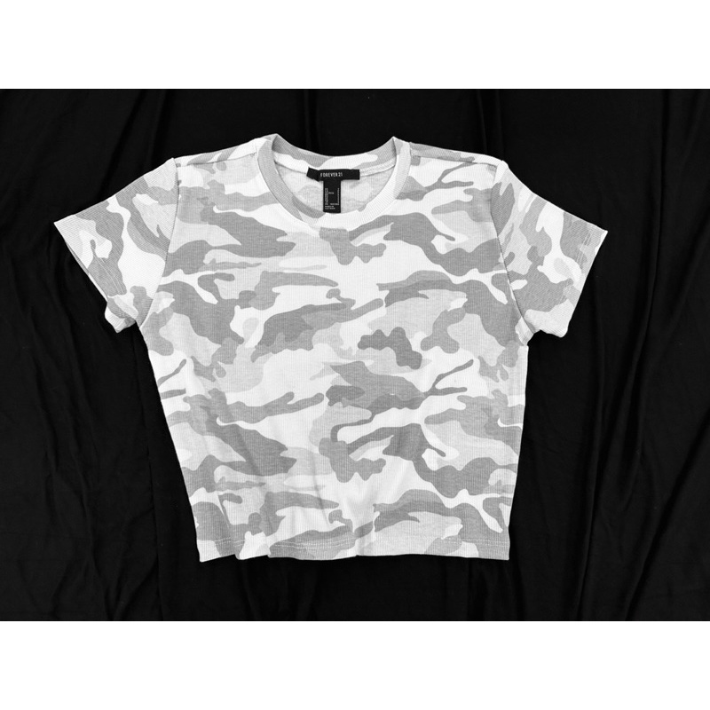 Áo croptop ôm thun bo gân lính xám