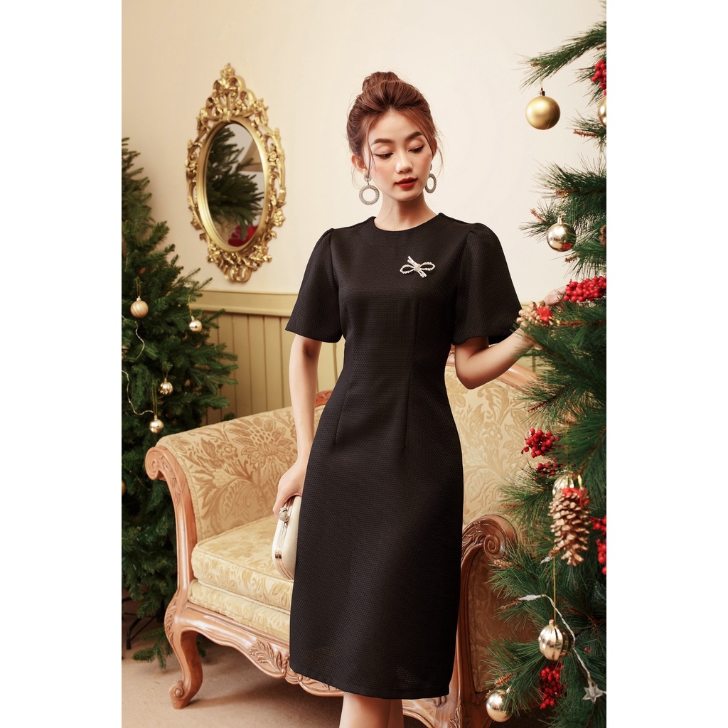 Đầm thiết kế CHARMO cổ tròn basic vải cotton bố Basic Sleeves Dress