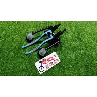Tay dầu âm trái +phải=giá bán 1 cặp