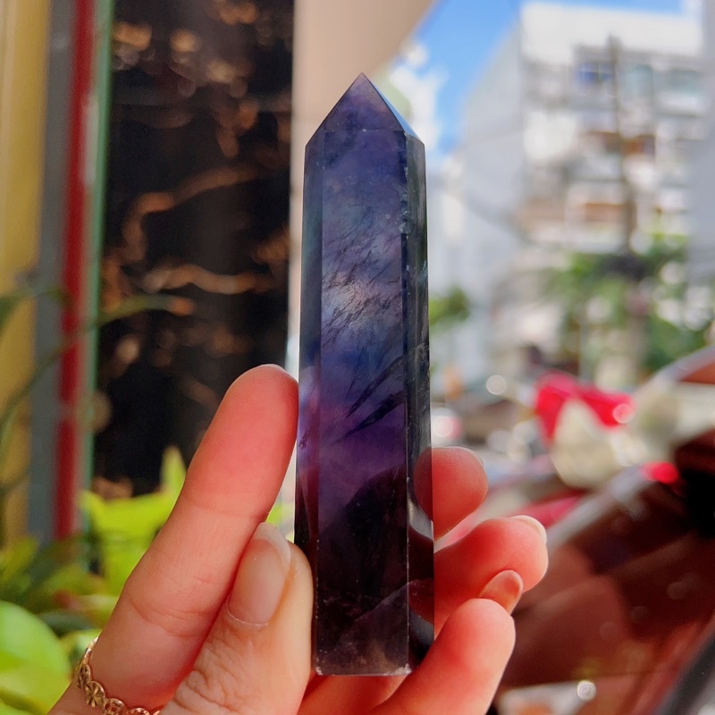 Trụ Rainbow Fluorite