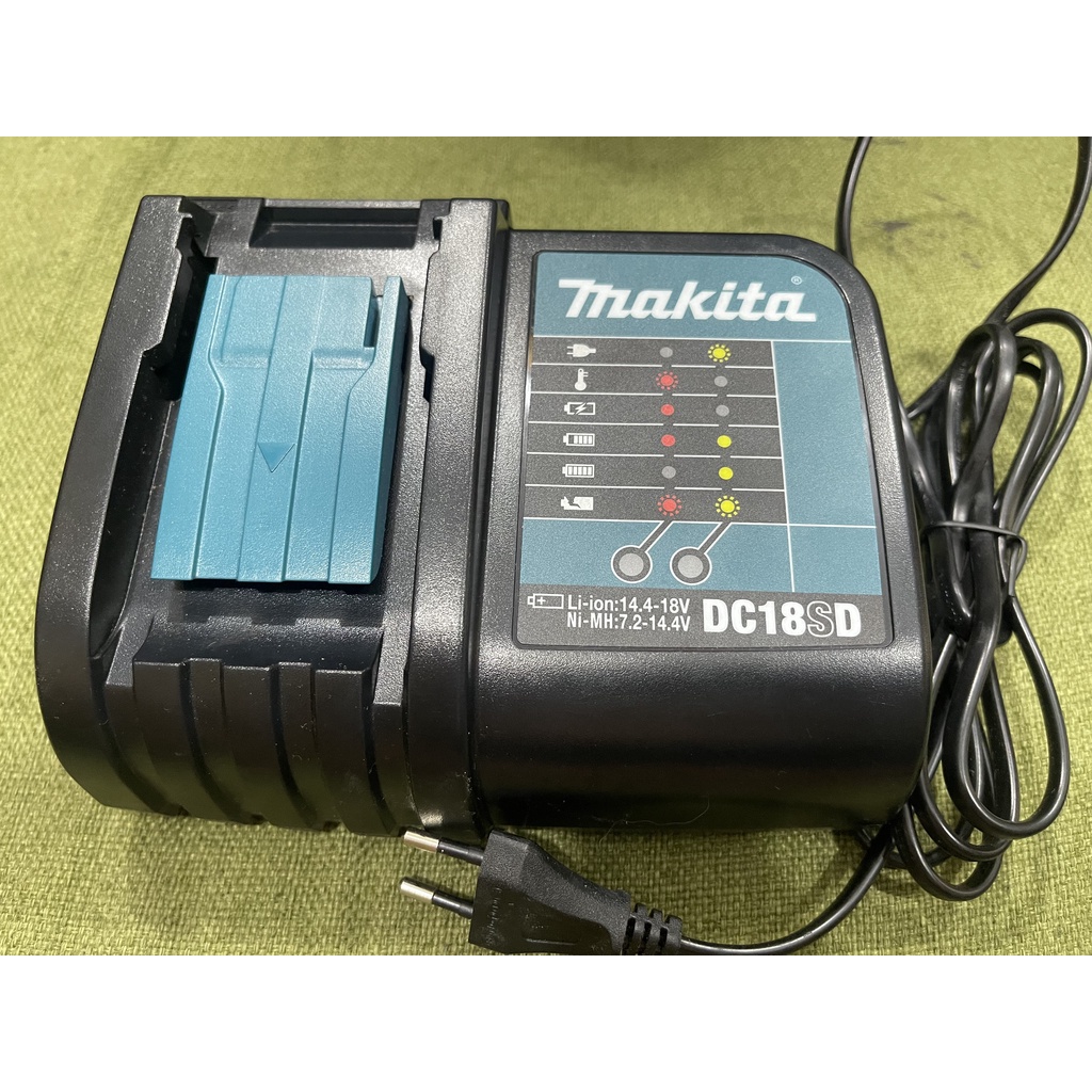 Sạc chính hãng Makita DC18SD 18V điện 220v