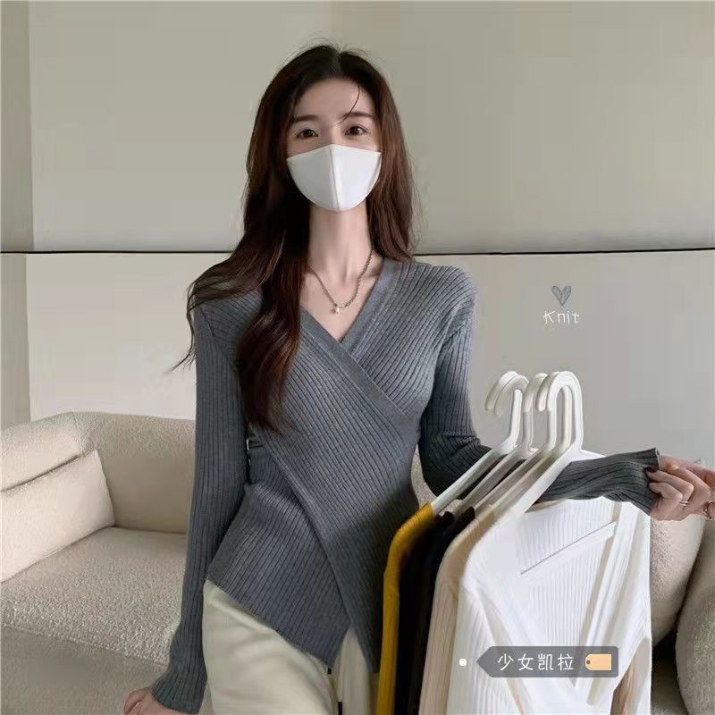 [Giao Ngay] Áo Sweater Đen Tay Dài Cổ Chữ V Chéo Màu Trơn Dáng Ôm Thời Trang Mùa Xuân Mới Cho Nữ