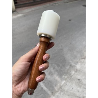 Búa nhựa cán gỗ
