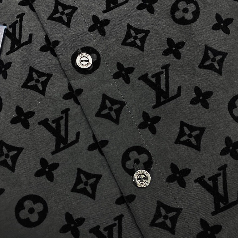 Áo sơ mi LVV black monogram LA 1-1 on web