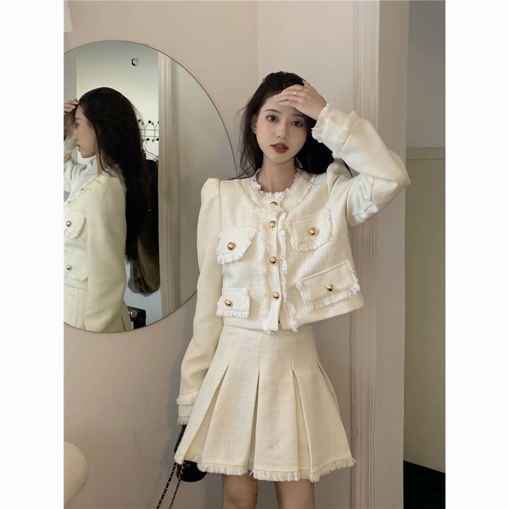 Áo dạ tweed áo khoát nữ áo ấm nữ Áo Khoác Ngắn Dáng Rộng Tay Dài Thiết Kế Tua Rua Phong Cách Thu Đông Mới 2022 Cho Nữ