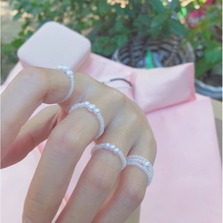 1 chiếc nhẫn ngẫu nhiên