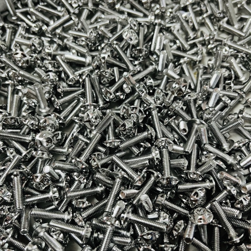 Ốc nắp dầu inox 304 cho xe máy