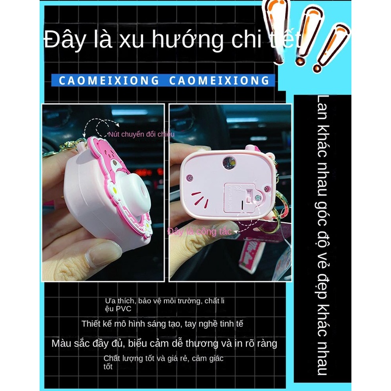 Móc Khóa Hoạt Hình Chú Gấu Và Máy Chiếu Dâu Tây Bằng Epoxy Tinh Tế