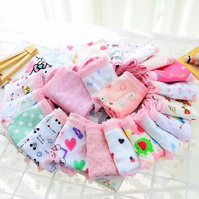 quần lót mèo kitty TAM GIÁC cho bé gái từ 7- 20 kg (MS 02 - một set 4 cái)