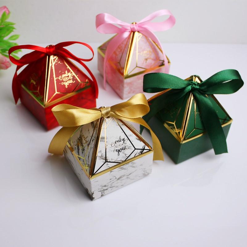 HỘP QUÀ CẢM ƠN THANK YOU HÌNH VUÔNG ĐỈNH CHÓP NHIỀU MÀU SẮC T-CRAFT