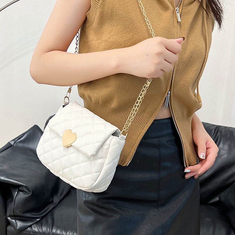 Túi Đeo Vai Đựng Điện Thoại Thêu Họa Tiết Trái Tim Thời Trang 2022 Cho Nữ