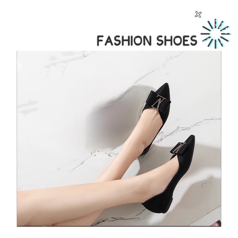 GIÀY BỆT PHỐI KHOÁ L.V ĐÁ XIÊU SANG CHÂN EO THON