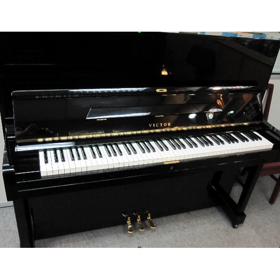 Đàn Piano Cơ Upright Victor V-32 Màu Đen Nhập Khẩu Trực Tiếp Từ Nhật Bản Tặng Full Phụ Kiện