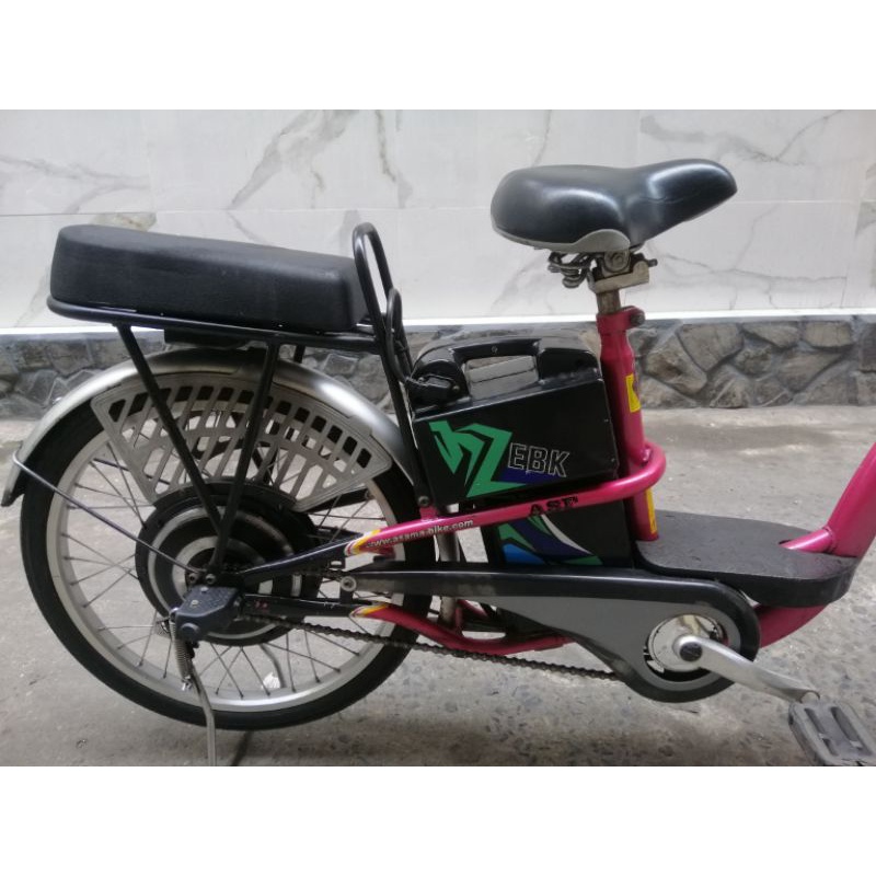 xe đạp điện asama 4 bình màu hồng