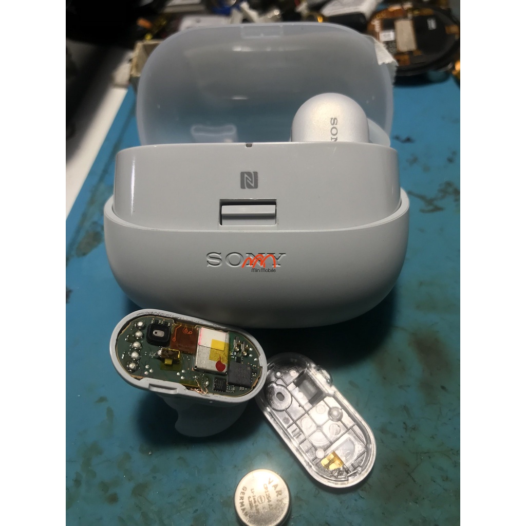 Thay pin tai nghe Sony WF-SP900