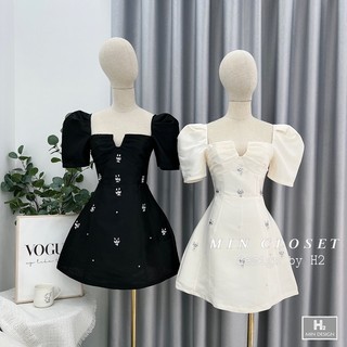 Váy tacta xếp ly ngực đính đá
