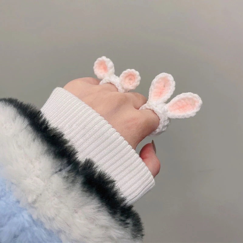 Nhẫn bằng len dễ thương