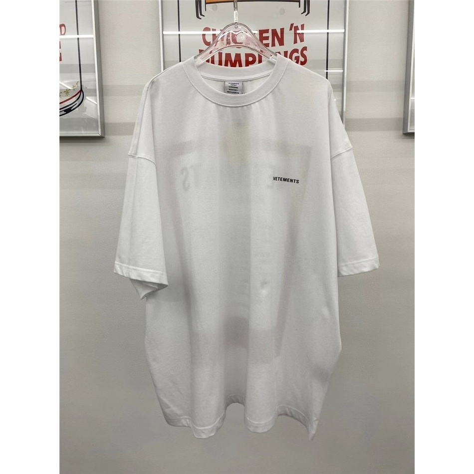 Vetements Áo Thun In logo Màu Đỏ Cỡ Lớn Thời Trang Cho Cặp Đôi