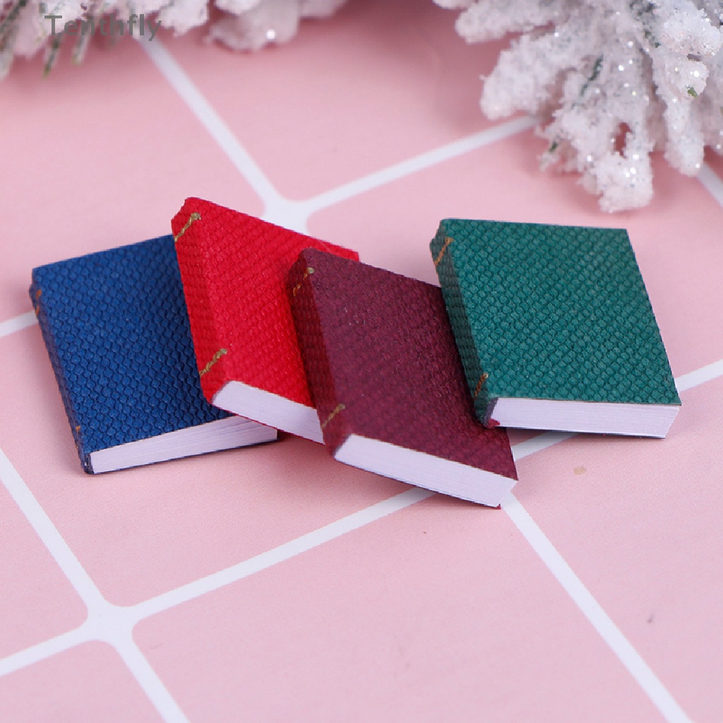 Set 4 Mô Hình Cuốn Sách Mini Tỉ Lệ 1 / 12 Dùng Để Trang Trí Nhà Búp Bê Mới