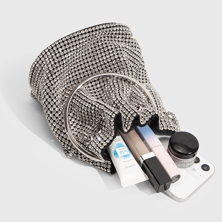 Túi Đeo Chéo Đính Đá Lấp Lánh Phối Dây Xích Thời Trang Cho Nữ