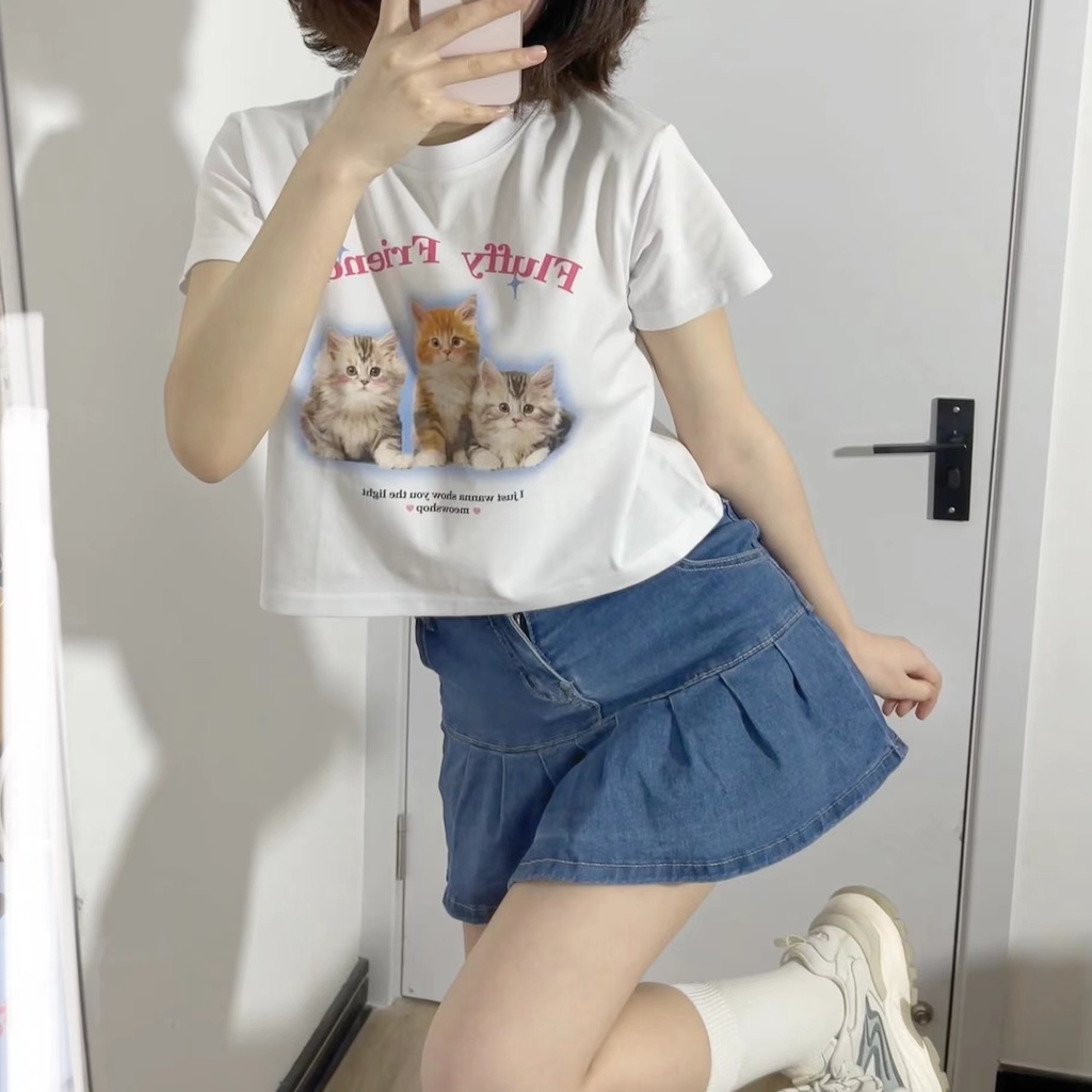 ÁO THUN CROPTOP 3 CON MÈO MÀU TRẮNG DỄ THƯƠNG CR221102