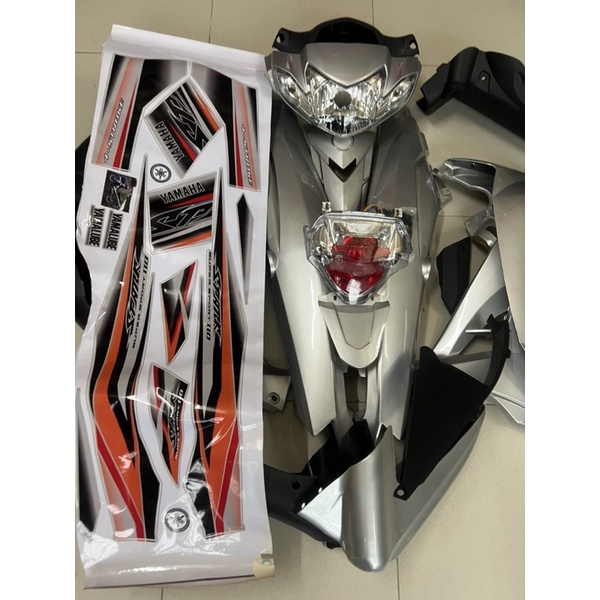 Dàn áo sirius gắn cho xe 100 và 110 tặng kèm pha đèn ,đèn lái ốc và tem xe như hình mẫu😍