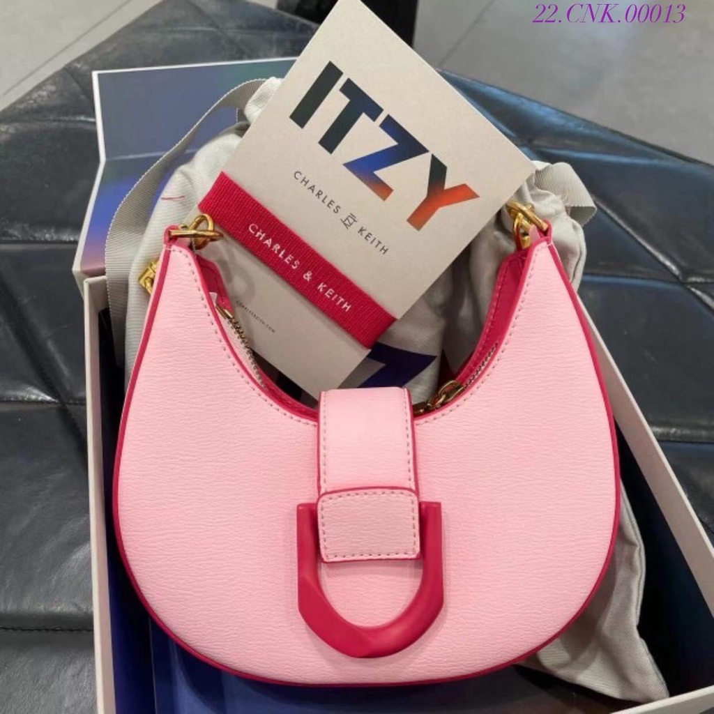 Túi xách dáng BẦU YÊN NGỰA KÈM HỘP. - Mã 22.CNK.00013