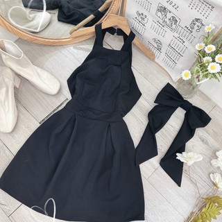 Jumpsuit cổ yếm kèm nơ rời