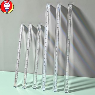 Thước hình lăng trụ tam giác trong suốt dài 20 cm