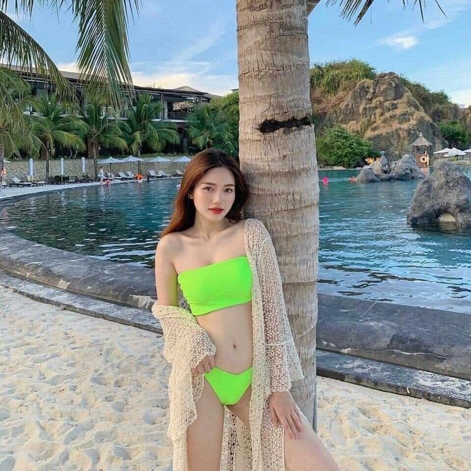 BIKINI 2 mảnh áo bản ngang mix quần ship khoe dáng gợi cảm | BigBuy360 - bigbuy360.vn