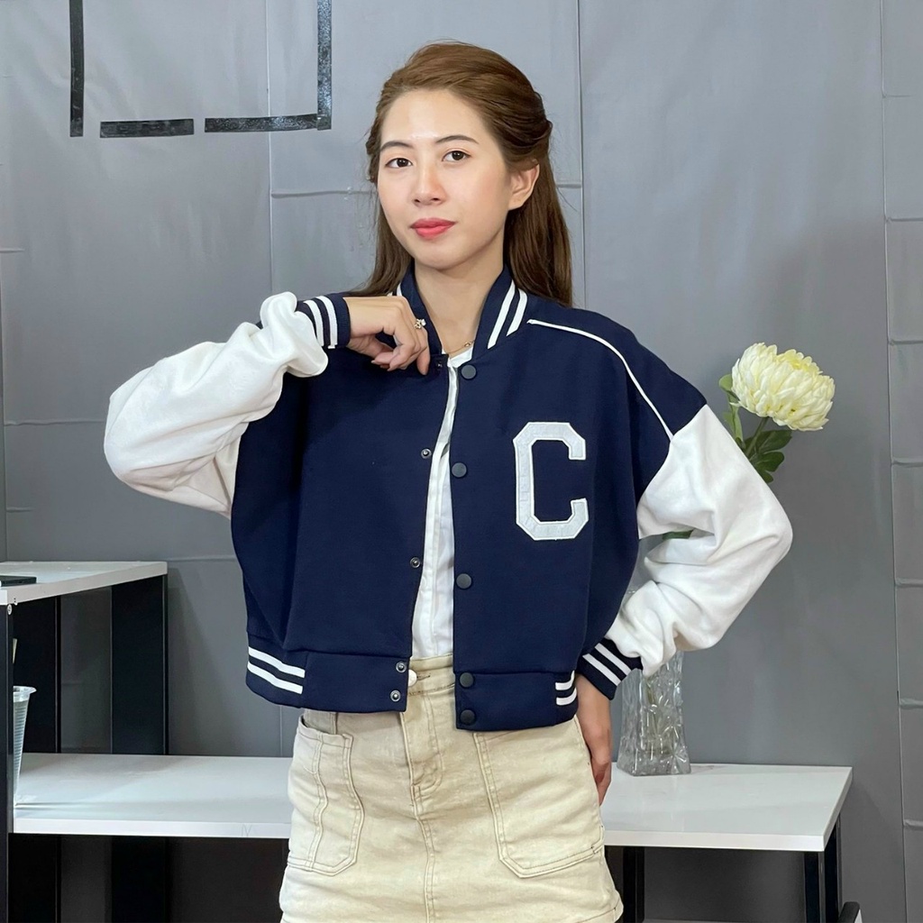 Áo khoác bomber croptop nỉ thêu chữ C dày đẹp BB138