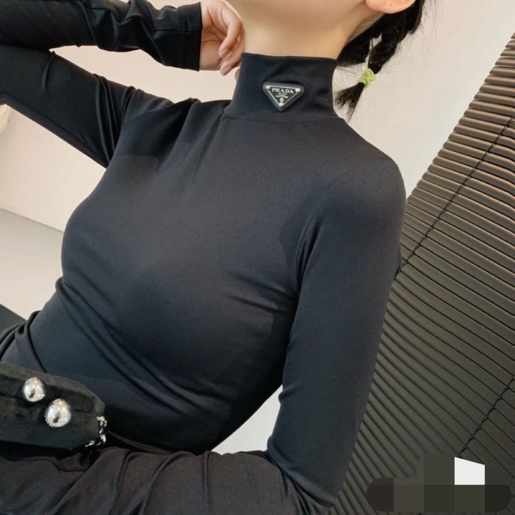 Prada 2022 early autumn turtleneck bottoming shirt new simple slim small turtleneck solid color long sleeve high elasticity inner match