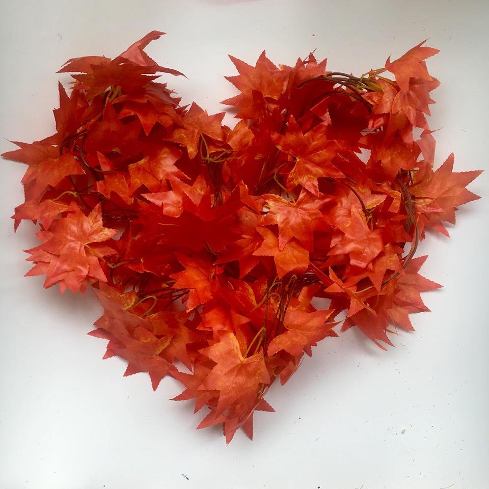 Dây lá phong nhân tạo dài 2m treo tường trang trí nội thất quán cà phê nhà hàng