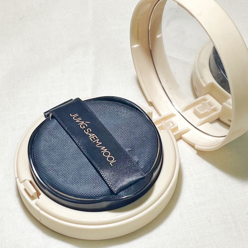 Phấn nước Jung Saem Mool Skin Nuder Layer Cover Cushion SPF50+ PA+++