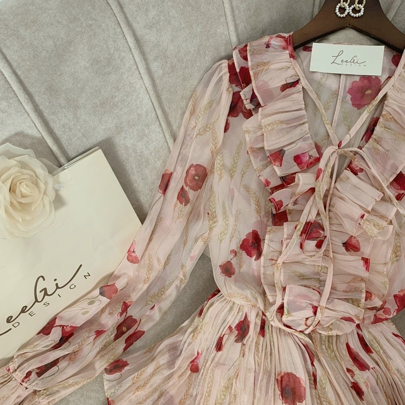 Váy maxi tơ hoa chân tầng