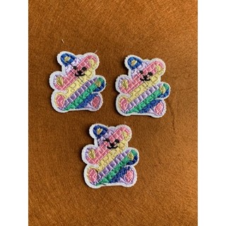 Sticker thêu là ủi gấu nhiều màu