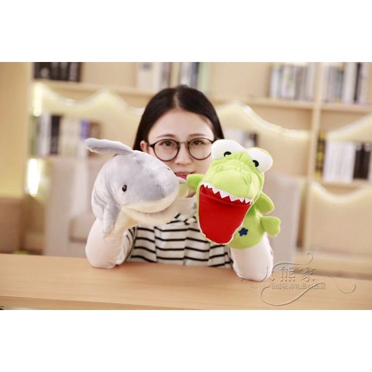 (Hàng Có Sẵn) Găng Tay Con Rối Hình Cá Mập Nhồi Bông Nhỏ Có Thể Mở Miệng Làm Dịu Và Di Chuyển Cho Bé