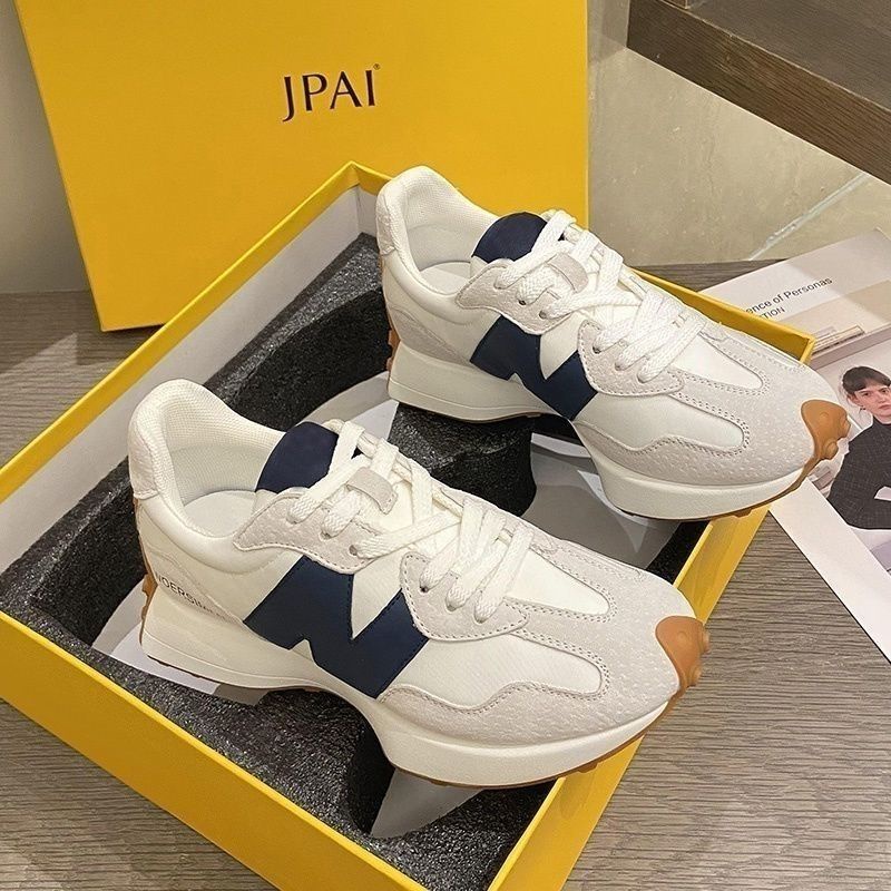 Giày Thể Thao Nữ Hoạ Tiết Phối 2 Màu