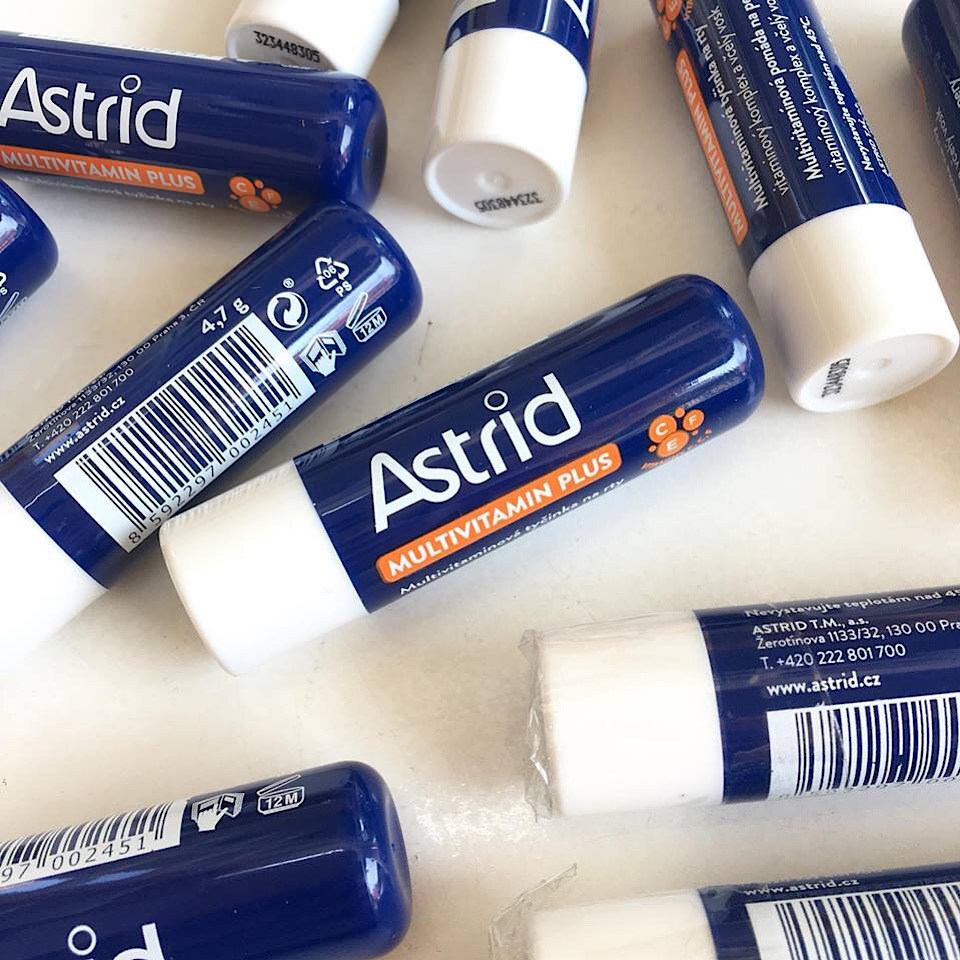 Son dưỡng môi Astrid mỡ hươu 4.7g