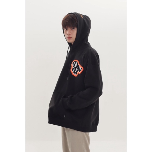 DWU ® – BASIC HOODIE/BLACK