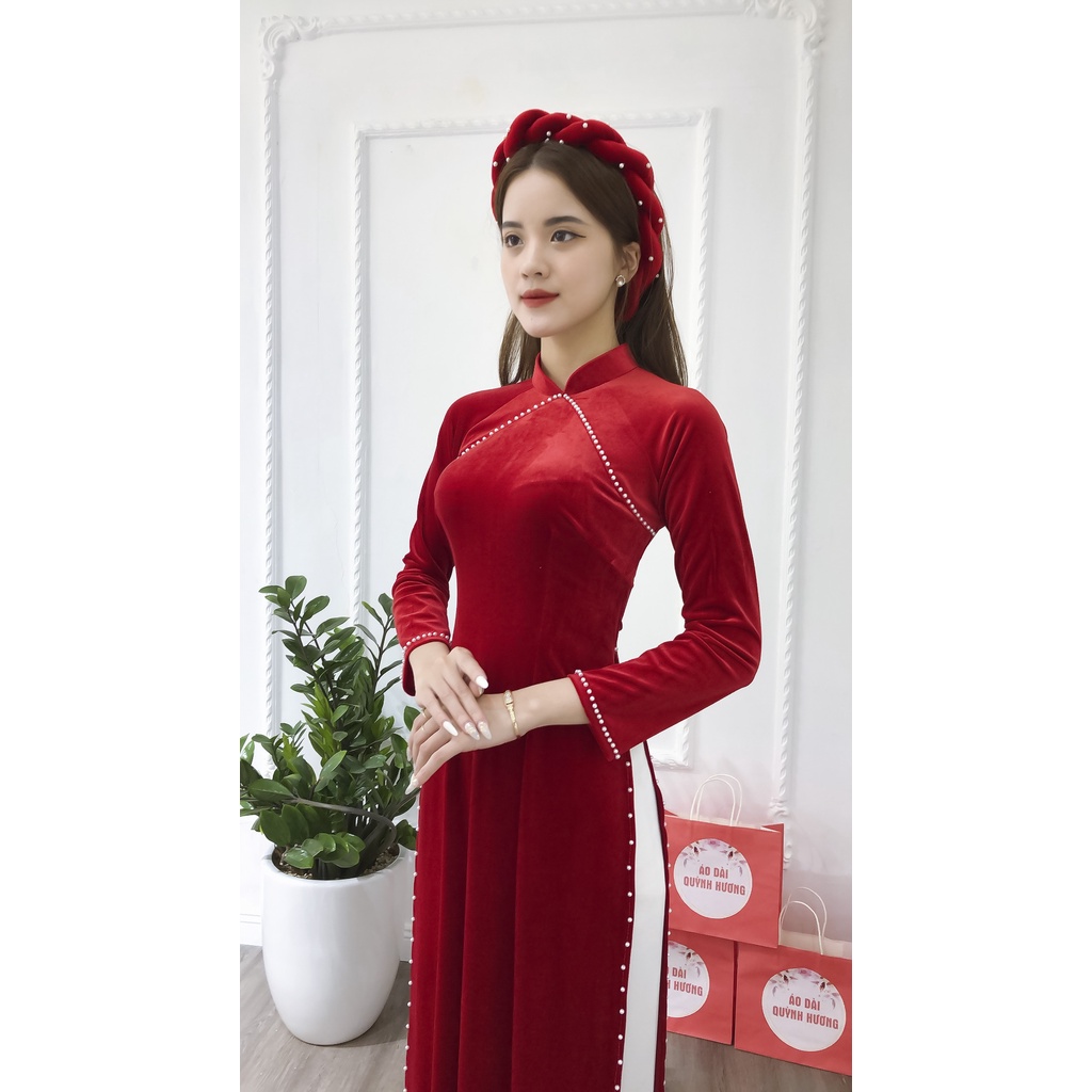 Áo dài nhung đỏ cổ truyền thống tay dài đính hạt trai chéo cổ by Quỳnh Hương