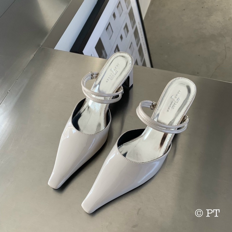 Guốc Bóng Mũi Nhọn Trắng Đen Xanh Full Size 35-39 - By Anh Dinh Phuong