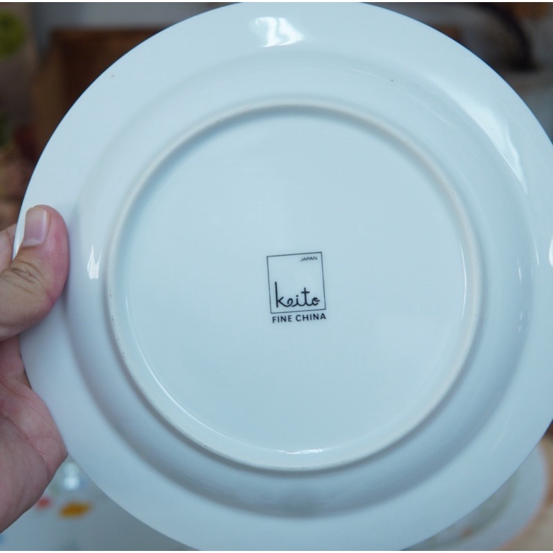 Đĩa Ăn Bằng Sứ Lòng Vẽ Hoa Màu Cam Hãng Keito - Gốm Sứ Nhật Bản