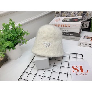 Mũ bucket lông thỏ prada
