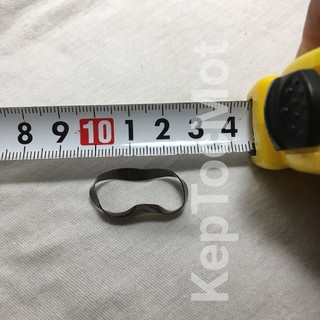 Chun buộc tóc cho bé(1lạng)