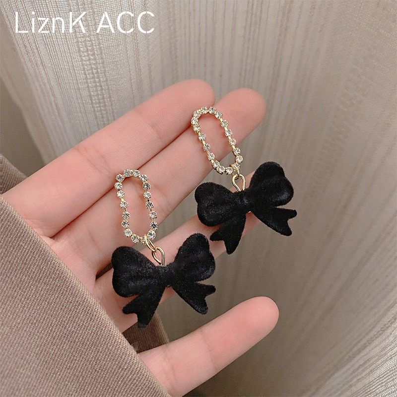 [ HOT] BÔNG TAI KHUYÊN TAI NƠ NHUNG ĐÍNH ĐÁ SANG TRỌNG NỔI BẬT TIỆC TÙNG CHO NỮ