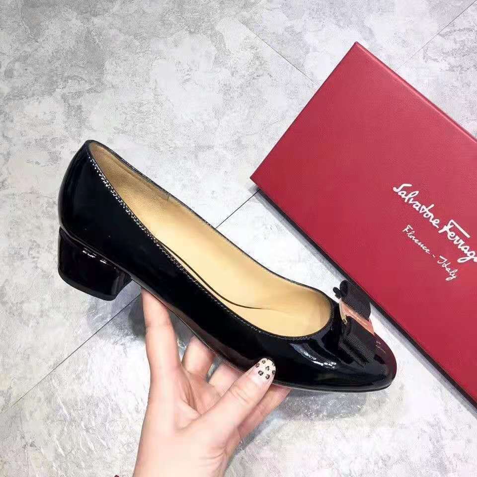 Giày Cao Gót Mũi Vuông Bằng Da Sang Trọng Cho Nữ